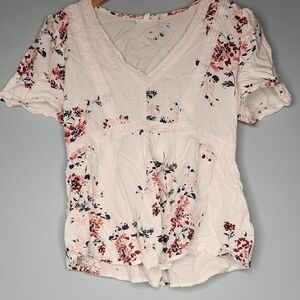 Maurices White and Pink Floral Blouse